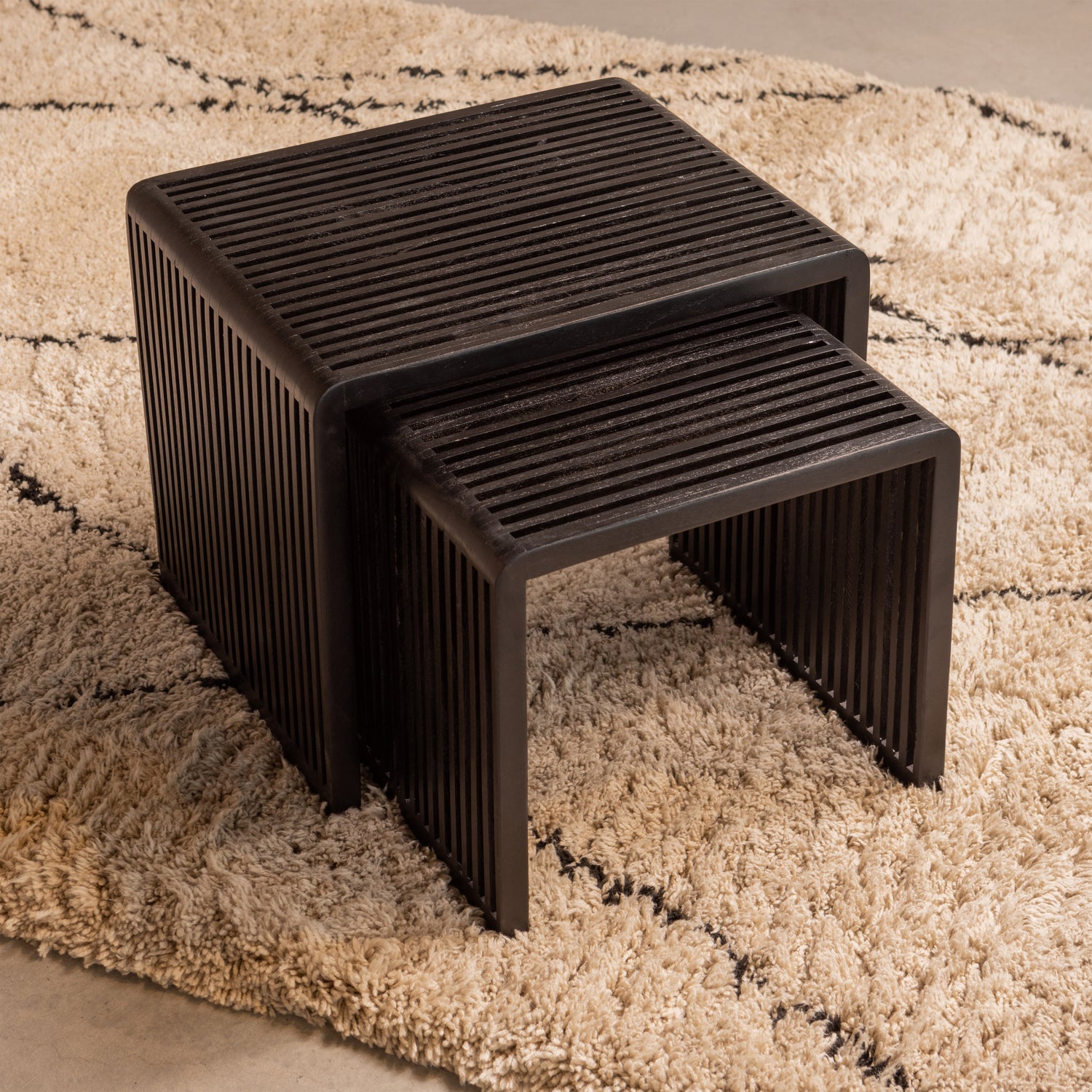 WILLA BEISTELLTISCHE RECYCELTES TEAK SCHWARZ - 2ER SET 374017-Z – Bild 3