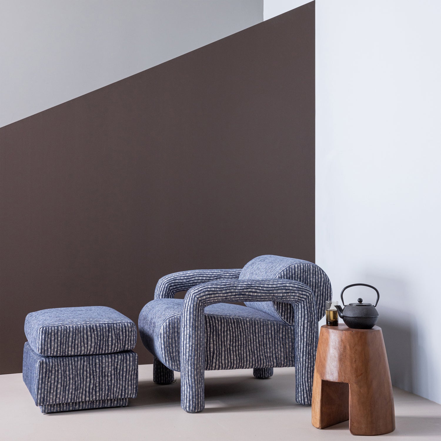 LOU HOCKER MIT DESSIN GRAU BLAU [fsc] 377834-G – Bild 3